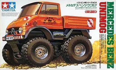 タミヤ　メルセデス・ベンツ・ウニモグ 1/32　ミニ4駆シリーズ　No.9 タミヤ 1/32 ミニ四駆シリーズ No.9 コミカル メルセデスベンツ