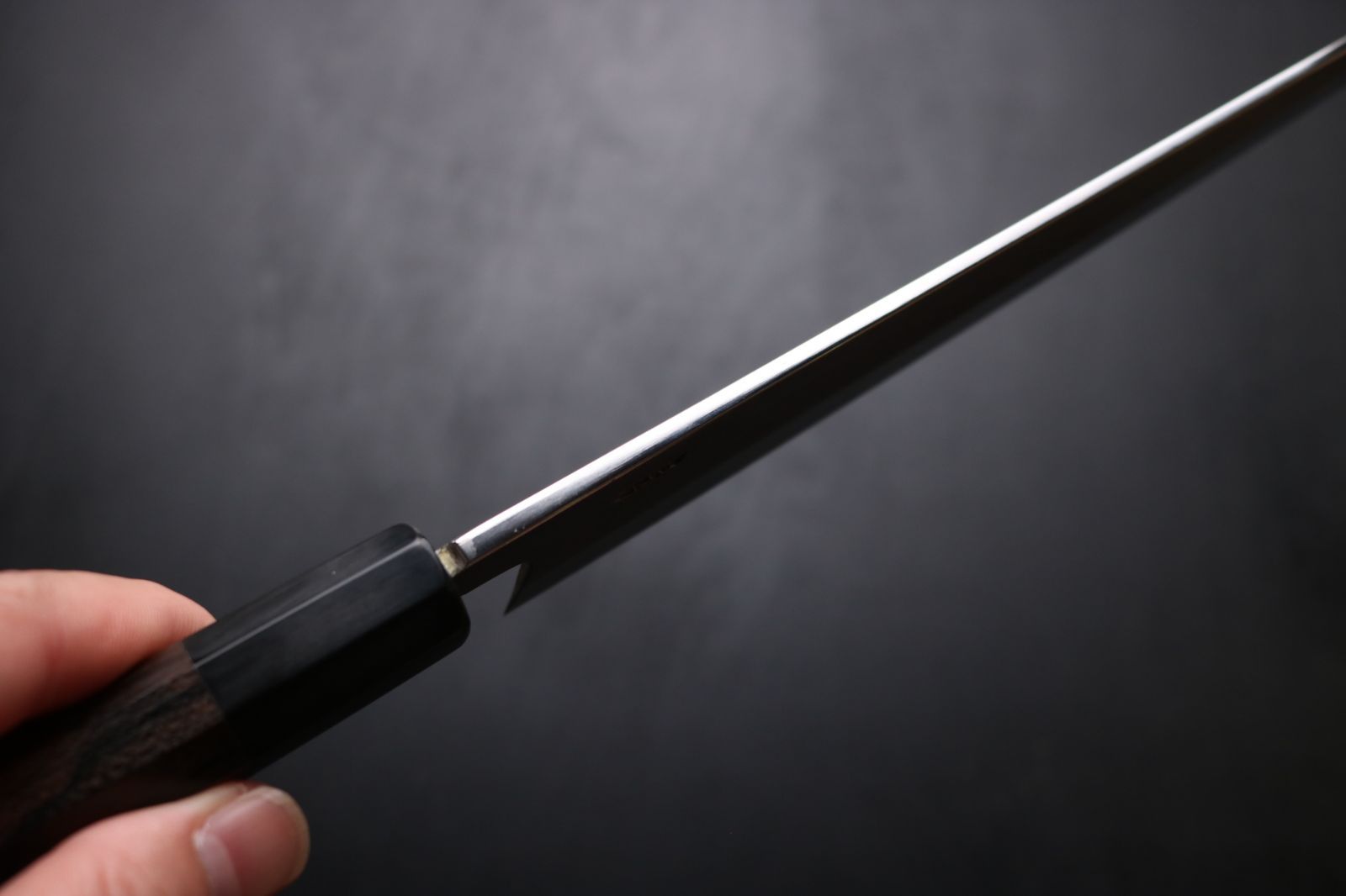 土佐打刃物 黒鳥鍛造工場 牛刀 包丁 銀三鋼 梨地仕上 240mm