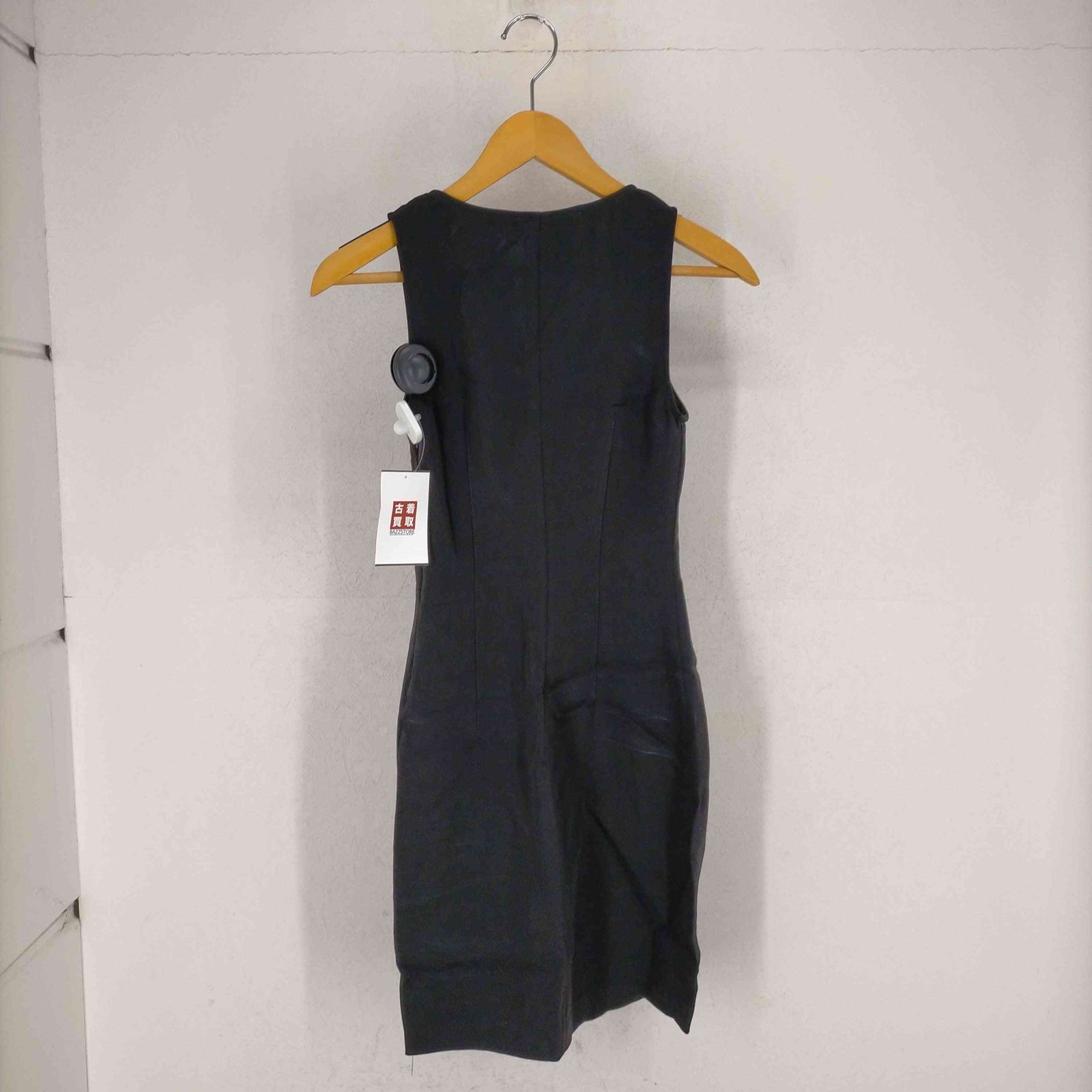 1017 ALYX 9SM(アリクス) チェーン ノースリーブワンピース レディース JPN：36 【中古】【ブランド古着バズストア】 アリクス 1017 ALYX 9SM チェーン ノースリーブワンピース レディース