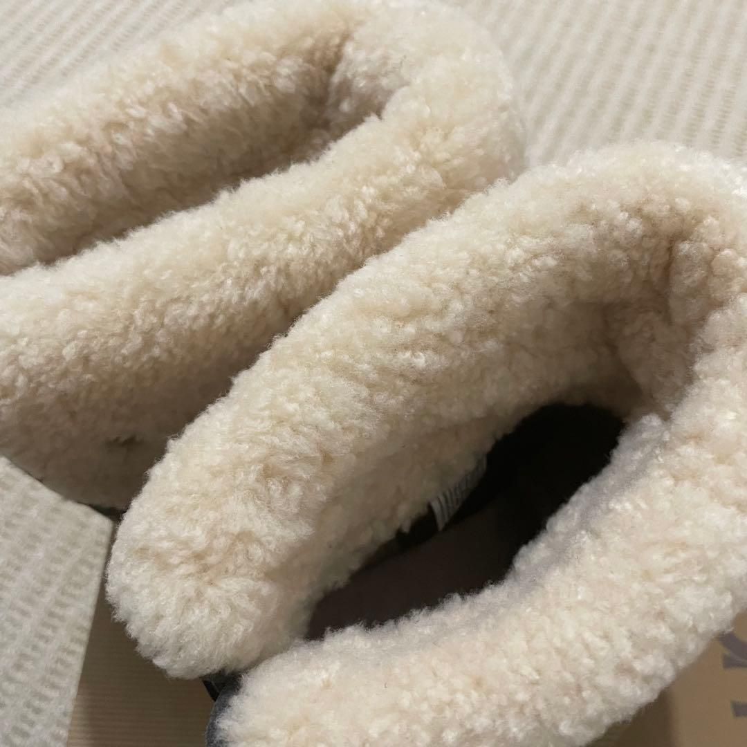 ムートンブーツ