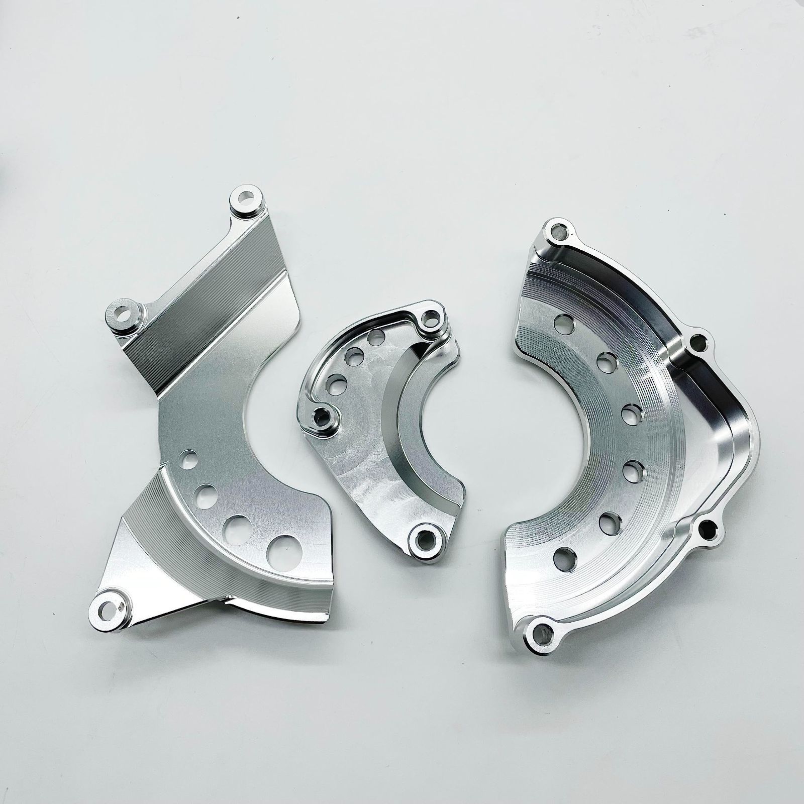 エンジンカバー シルバー