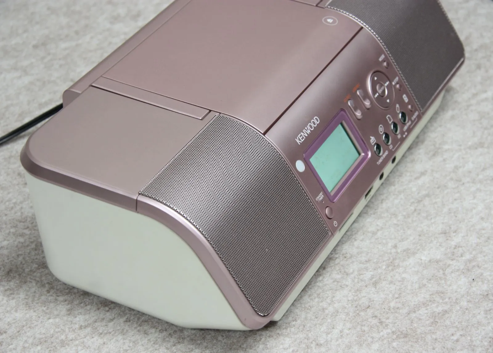 ケンウッド KENWOOD CD/SD/USBパーソナルシステム CR-A7USB-S (CD/CD-R/SD/USB/AUX再生可 MP3/WMA/MP4AAC対応 CD/RADIO→USB/SD録音可) ケンウッド CD⁄SD⁄USBパーソナルシステムコンポ シルバー CR-A7USB-S