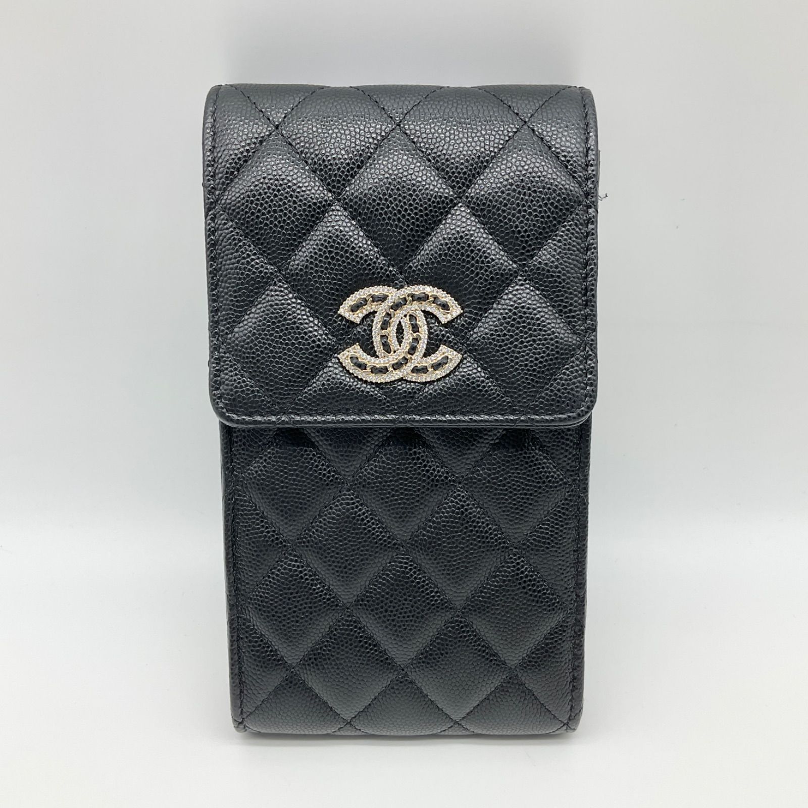 CHANEL シャネル マトラッセ キャビアスキン ココマーク スマートフォン Airpods ケース スマホショルダー ポーチ チェーンショルダー ブラック ゴールド金具 ラインストーン ギャランティカード Aランク 2_245