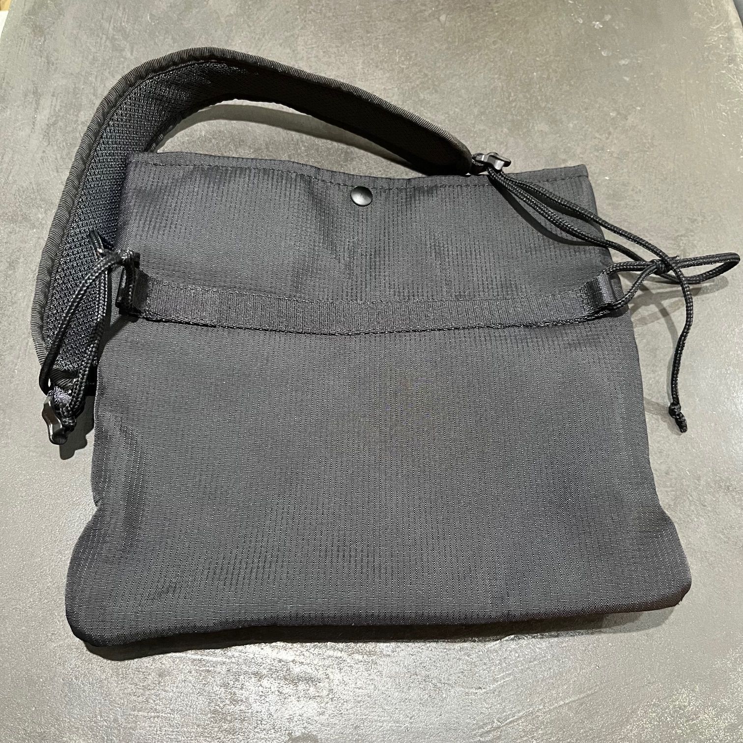 MONCLER GENIUS × FRAGMENT SACOCHE A サコッシュ 鞄