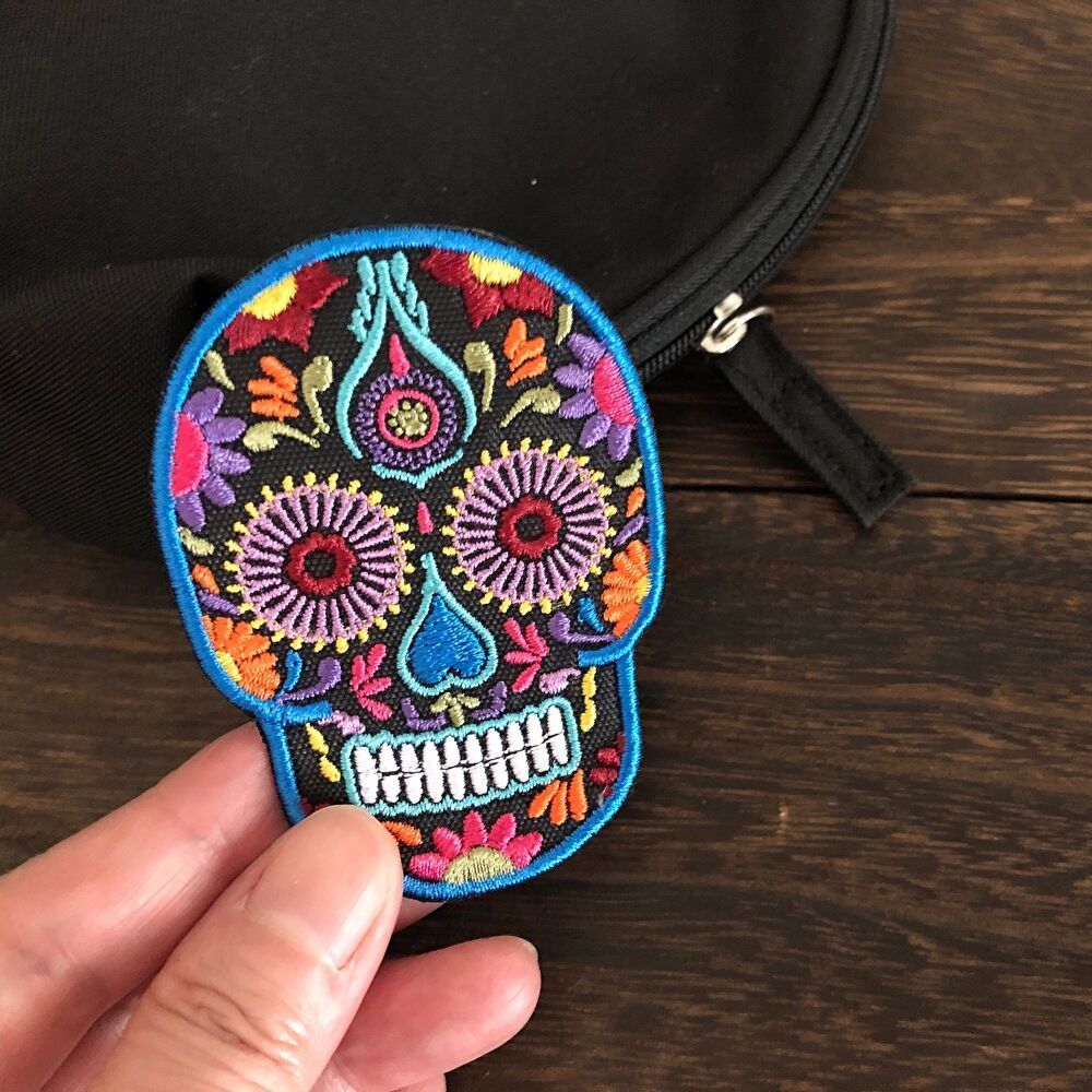 刺繍アイロンワッペン《カラベラ》メキシコ雑貨 手芸ハンドメイド リ