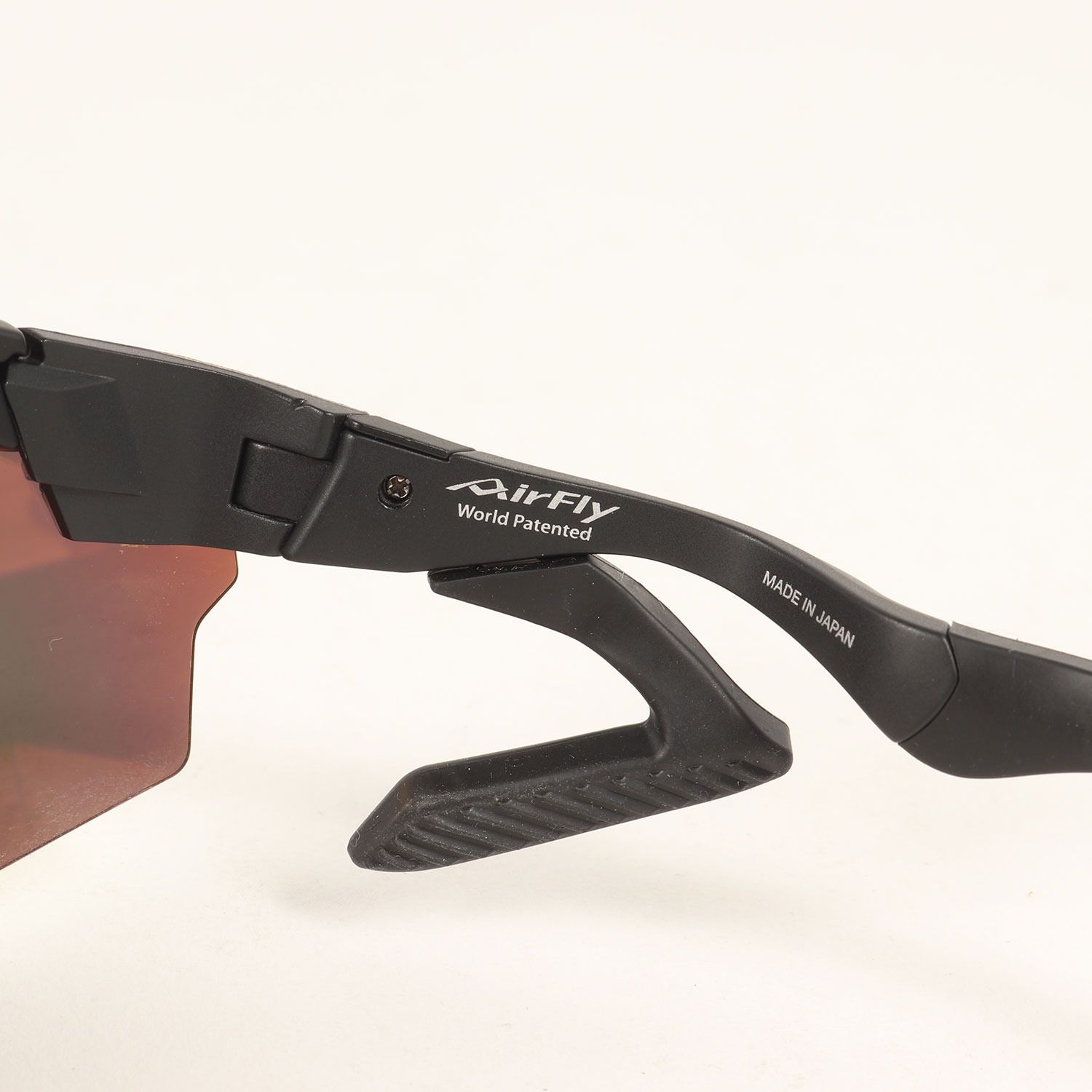 新品　AirFly ゴルフ　サングラス MASTER BUNNY EDITION 新品 AirFly ゴルフ サングラス MASTER BUNNY EDITION - メルカリ