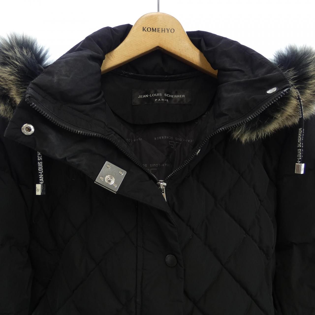 ダウンジャケット