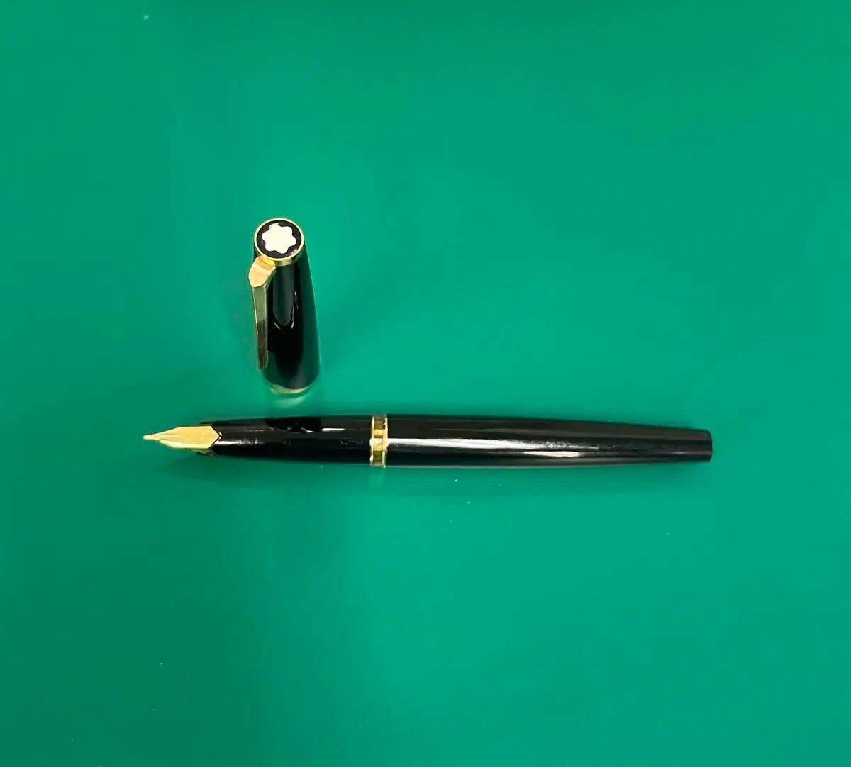 【雷市場（ポンジャン）商品韓国直送】 Montblanc（モンブラン） 万年筆 121