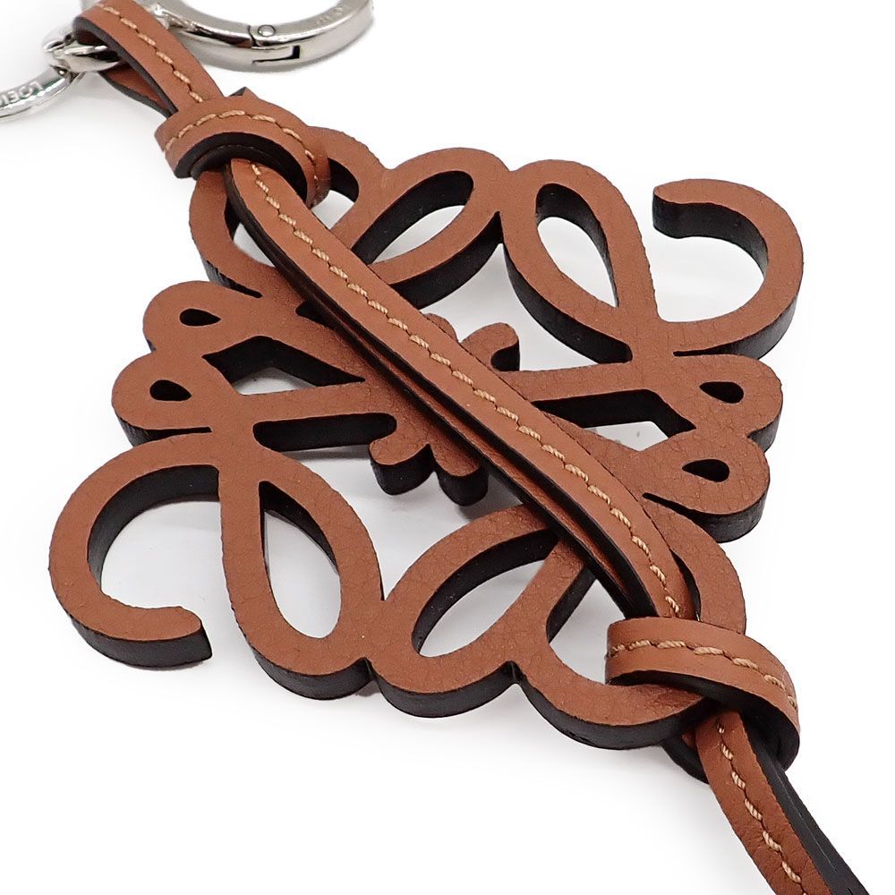 未使用 ロエベ LOEWE アナグラム チャーム ブラウン. 中古】ロエベ アナグラム チャーム レザー ブラウン 中古・古着通販