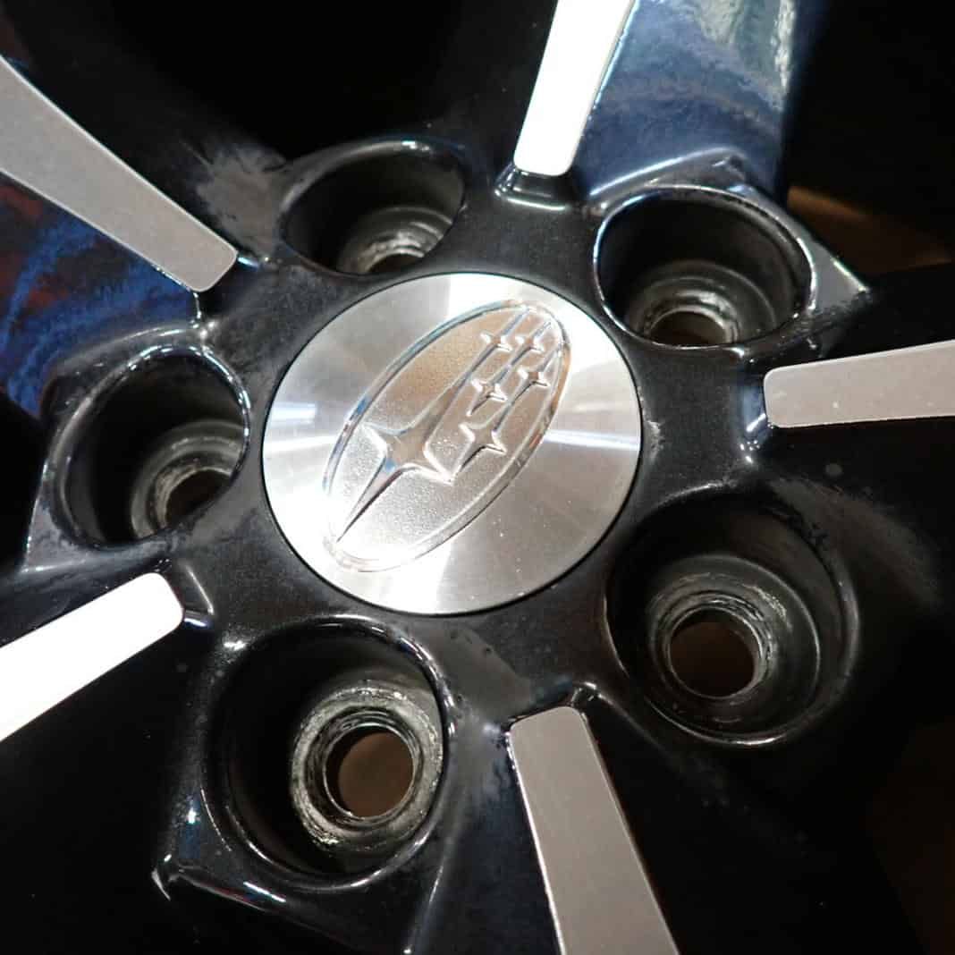 SL型フォレスター純正18インチアルミホイール4本セット新車外し⁄美 4本