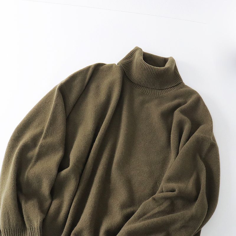 新品未使用*JUSPERタートルネックプルオーバー カーキ ドゥーズィエム