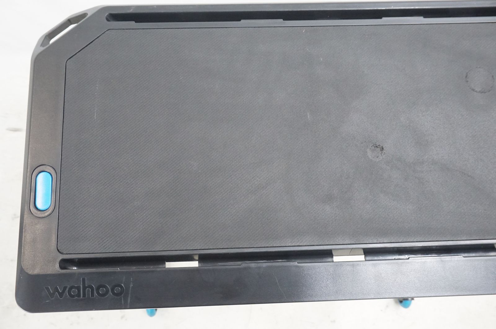 WAHOO ワフー KICKR インドアサイクリングデスク バイチャリ福岡店 BRIGHTFACE_UK