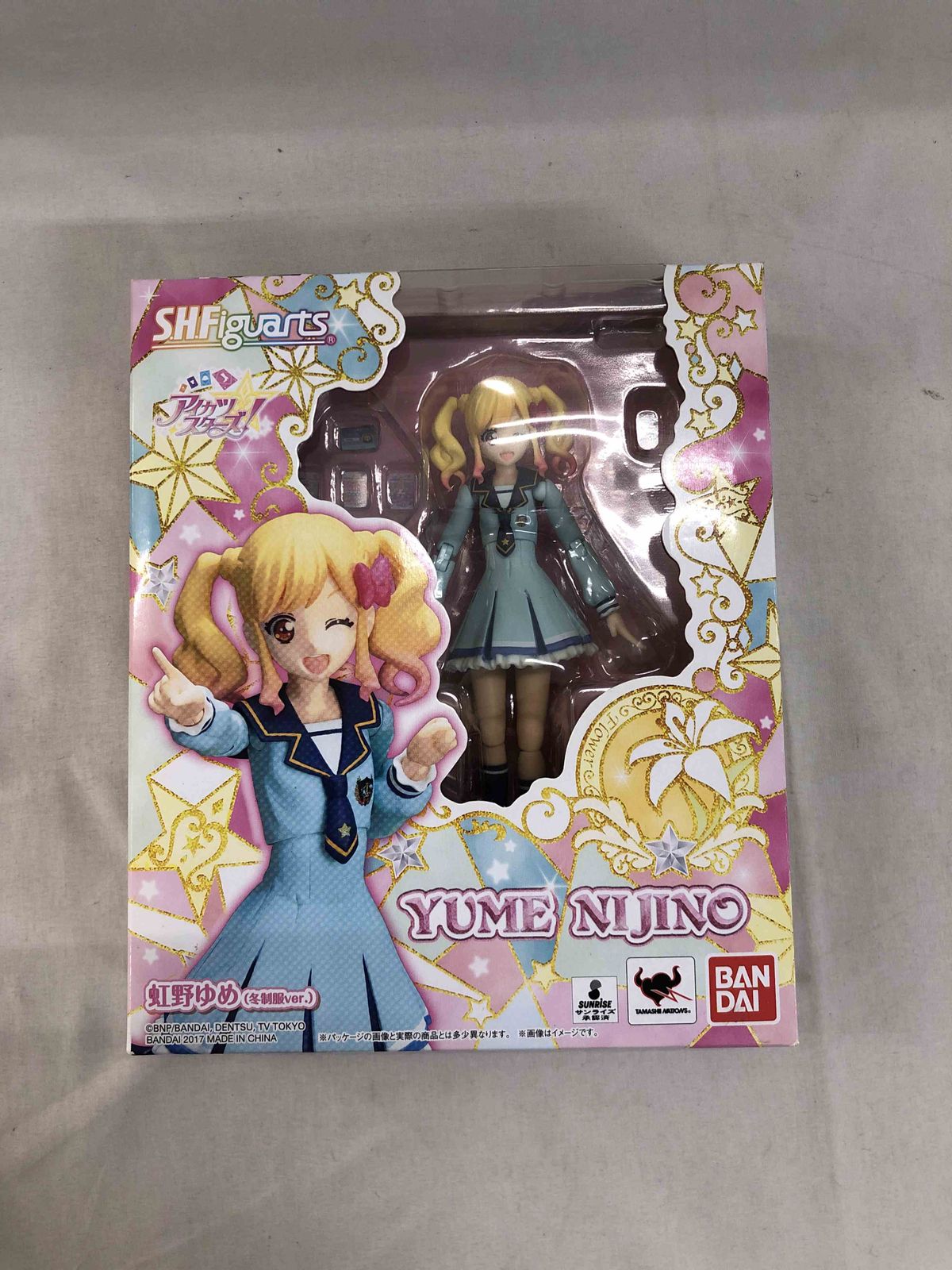 S.H.フィギュアーツ アイカツスターズ! 虹野ゆめ(冬制服ver.) 約130mm ABS&amp;PVC製 塗装済み可動フィギュア S.H.Figuarts 虹野ゆめ（冬制服ver.）｜グッズ｜データ