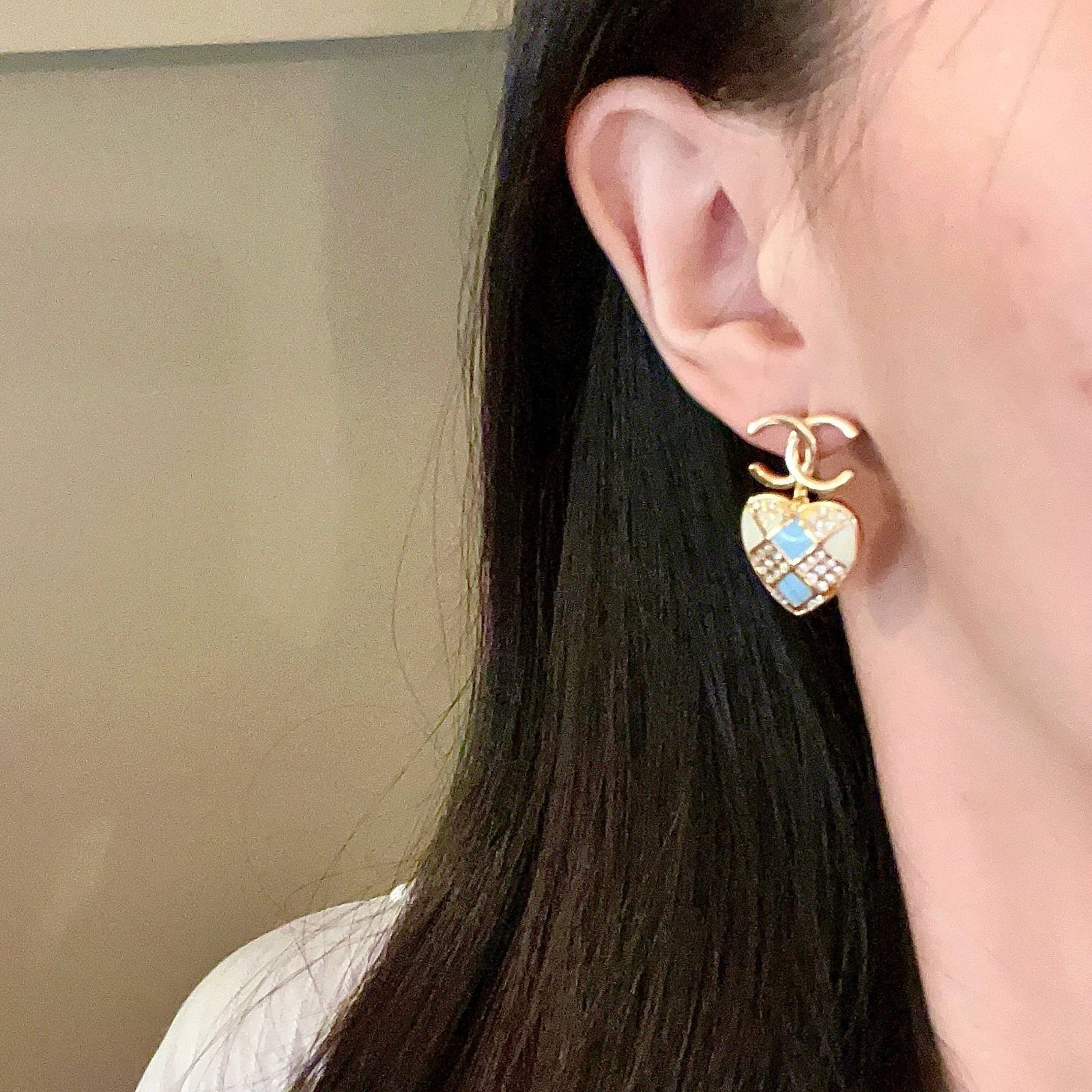 CHANEL ダブルCロゴ ピアス(両耳用) ジャンク品 定番人気☆】CHANEL シンプルなCCロゴ ピアス (CHANEL/ピアス
