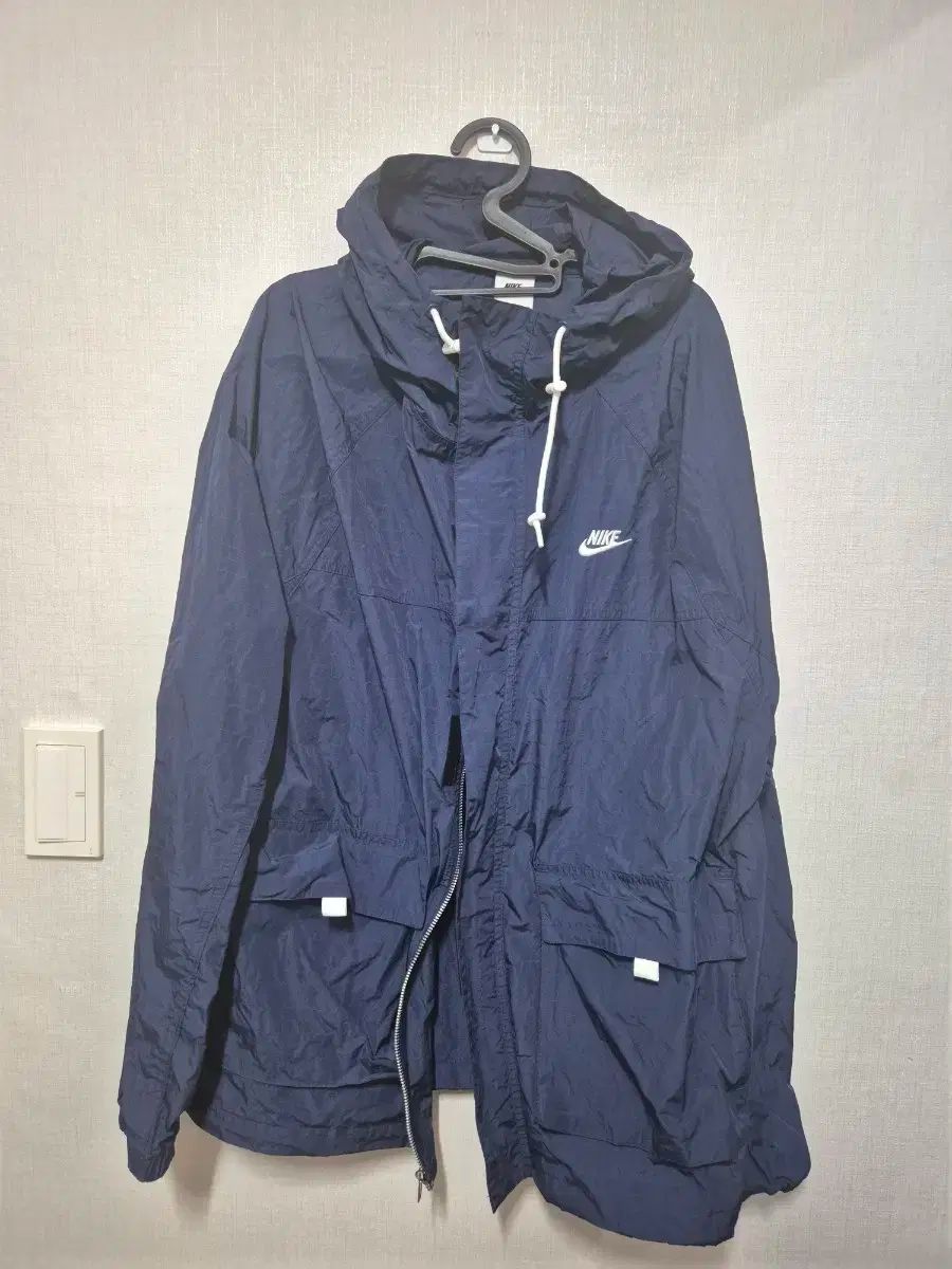 NIKE ネイビー ウィンドブレーカー フード ジャケット