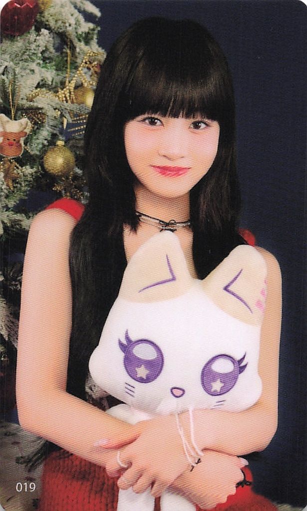 ME:I Sweet Holiday 飯田栞月 ME:ICONIC 19 - メルカリ