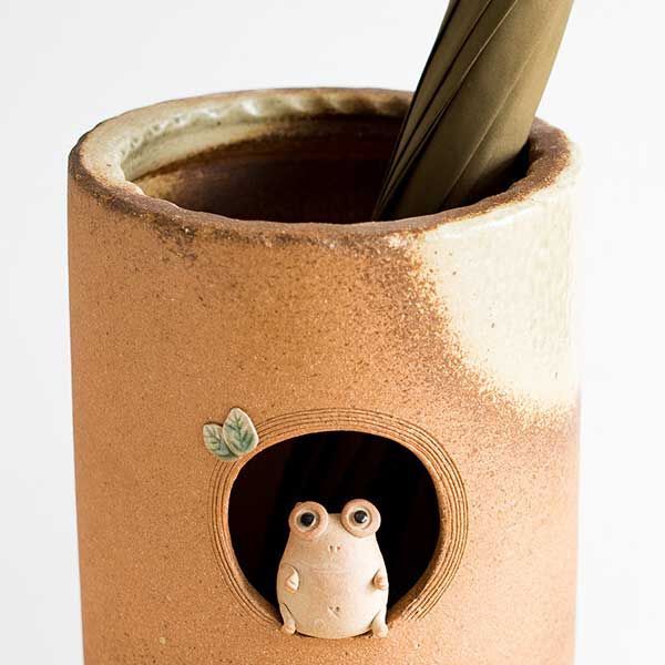 火色小窓蛙傘立て 日本製 信楽焼 B154-03 ※陶器,陶製,個性