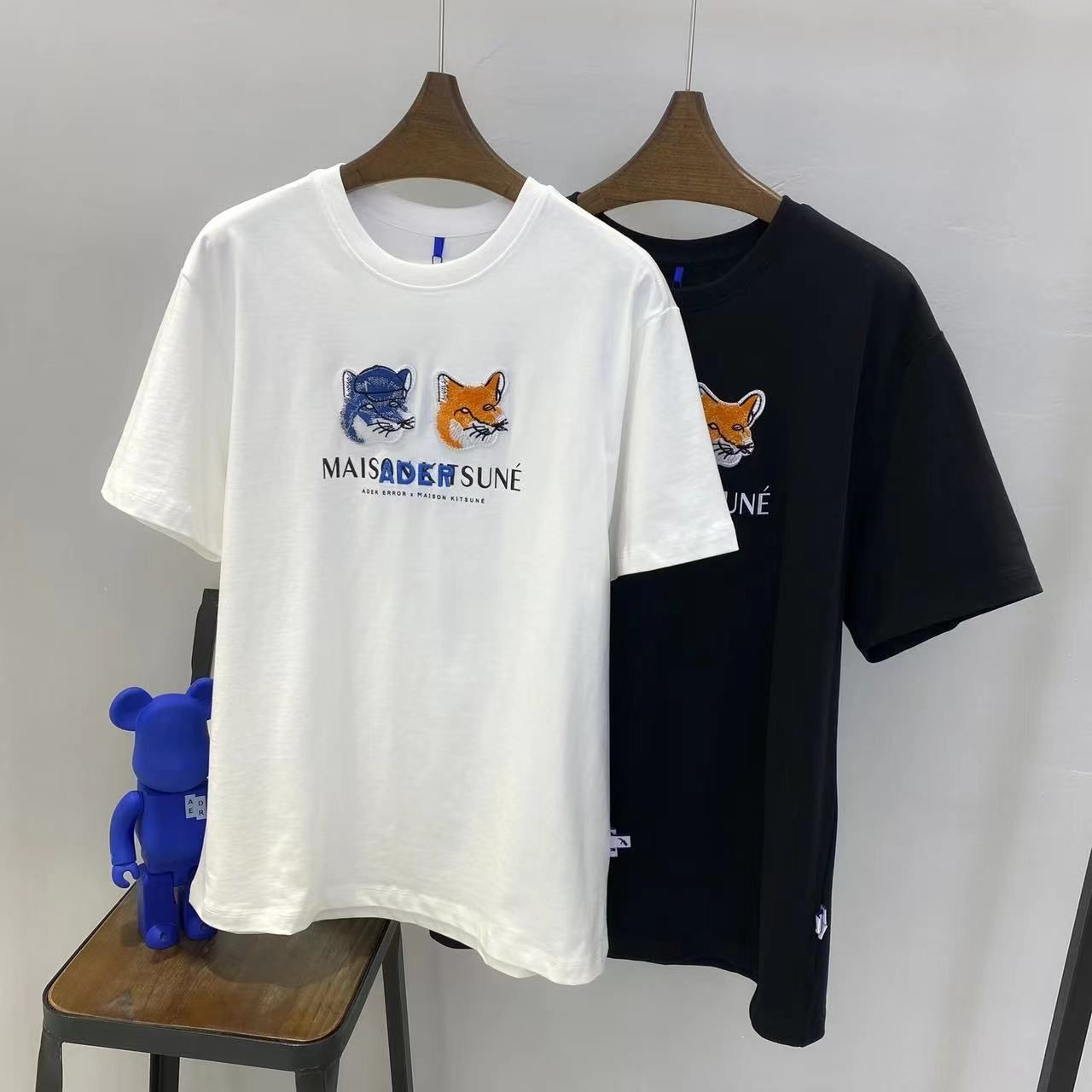 Ader Error×Maison kitsune  コラボTシャツ男女兼用 ホワイト/ブラック