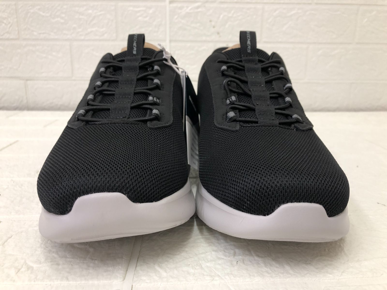 Skechers スケッチャーズ メンズ スウィフト フィット スリップオン 
