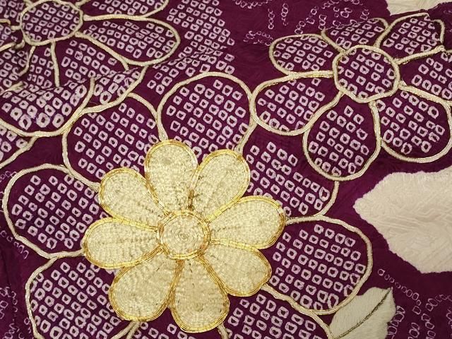 豪華振袖　駒刺繍　絞り　花筏文　正絹　逸品 豪華振袖 駒刺繍 絞り 花筏文 正絹 逸品