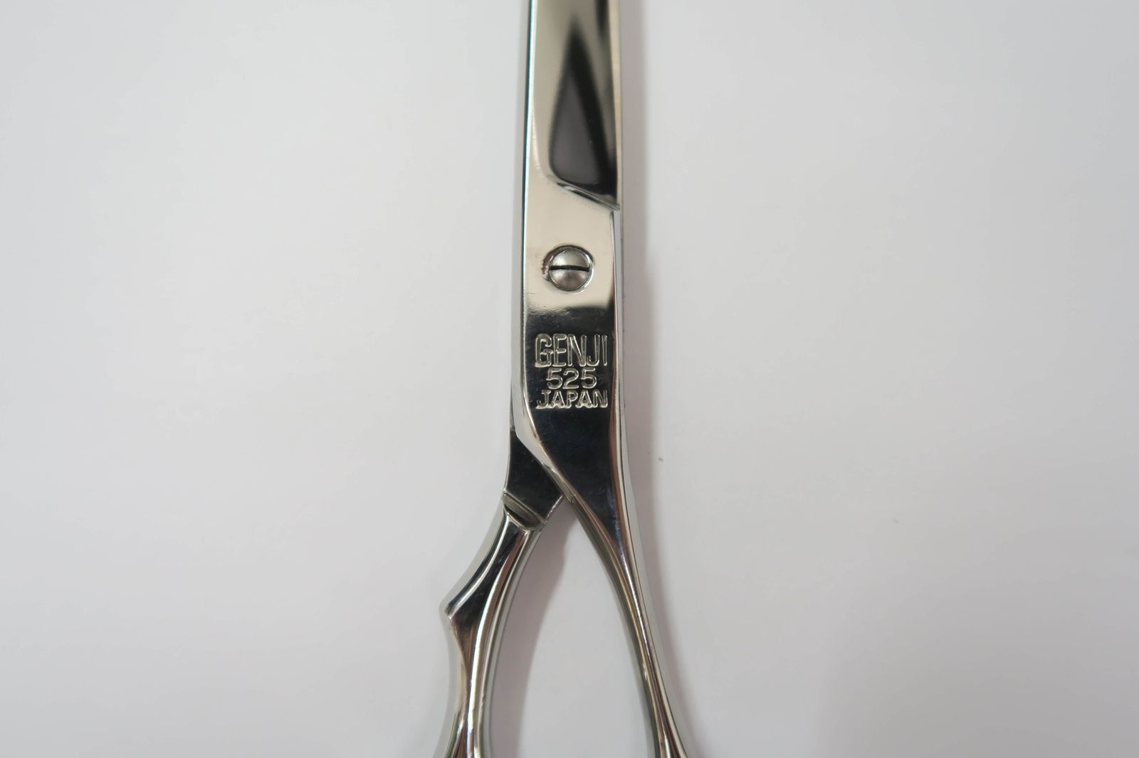 シザー ヒカリ 値下げ中 値下げ中ヒカリシザーゲンジ525シザーセニング