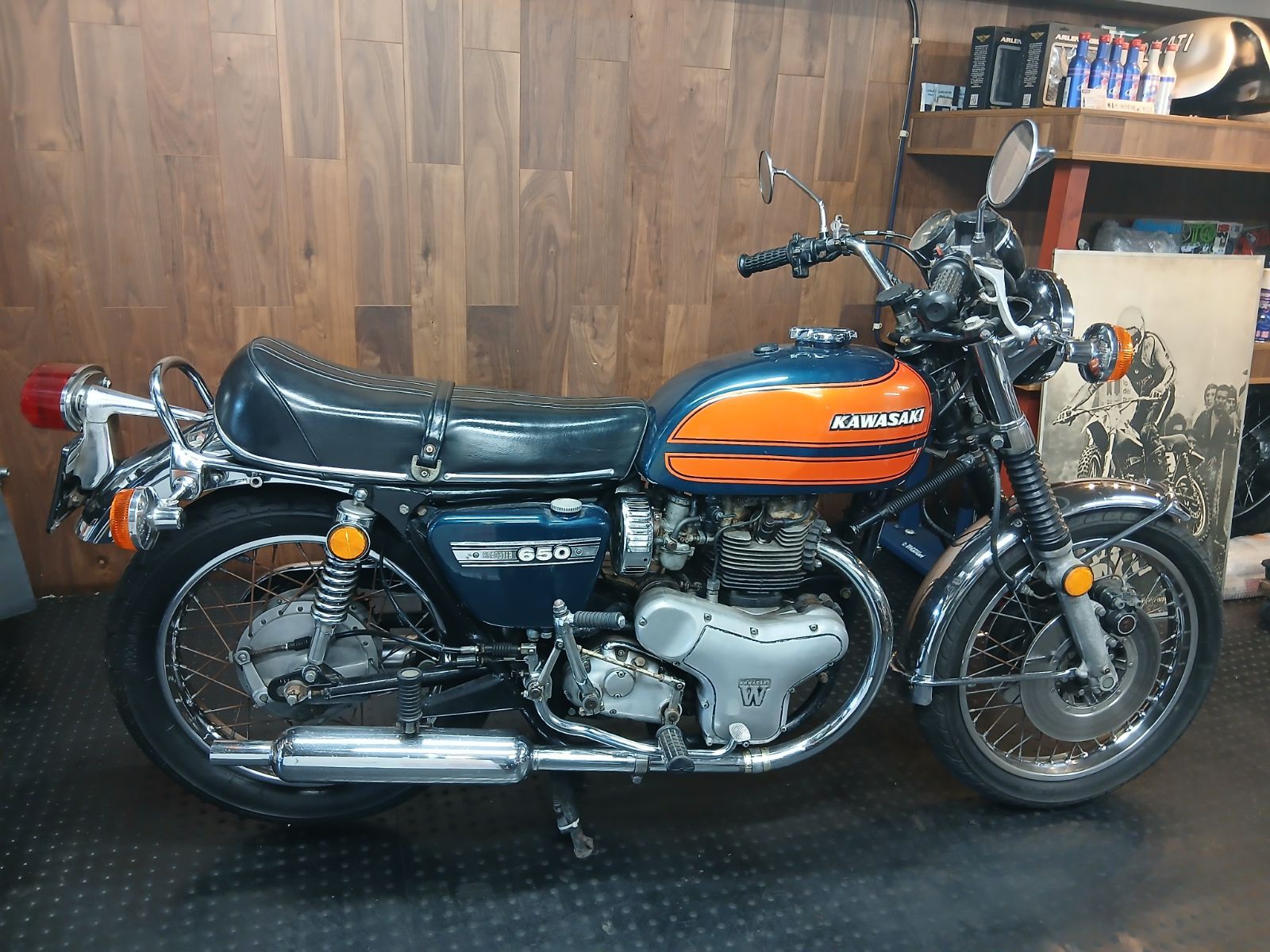 カワサキ W1SA カワサキ W3 メッキフロントフェンダー 凹み無し （650 