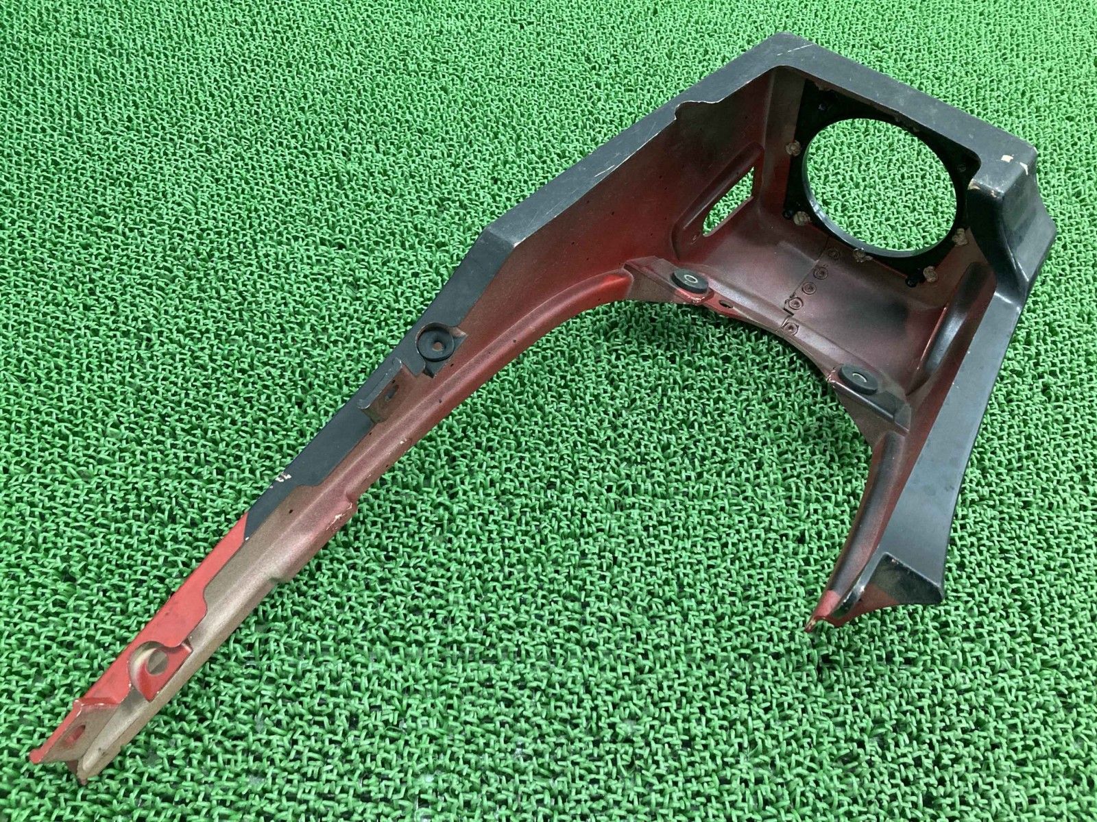 シートカウル 割れ欠け無し