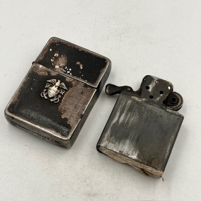 ジッポー ZIPPO ライター US NAVY レアな4バレルの1942年初期モデル 