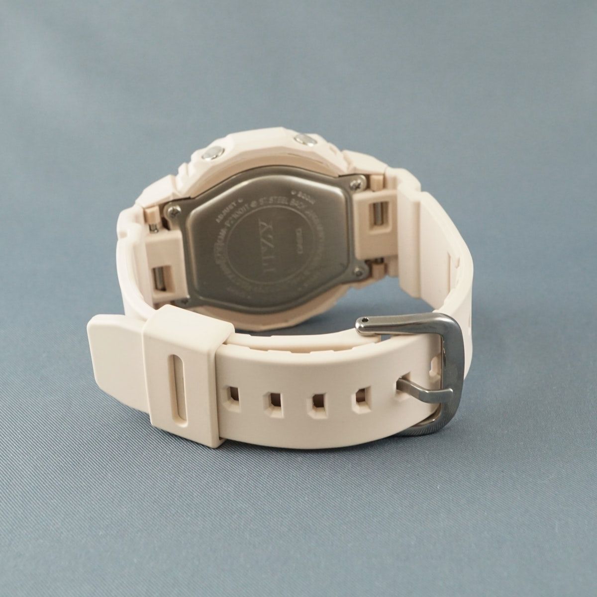 G-SHOCK × ITZY コラボ 腕時計 USED美品 GMA-P2100IT ベージュ