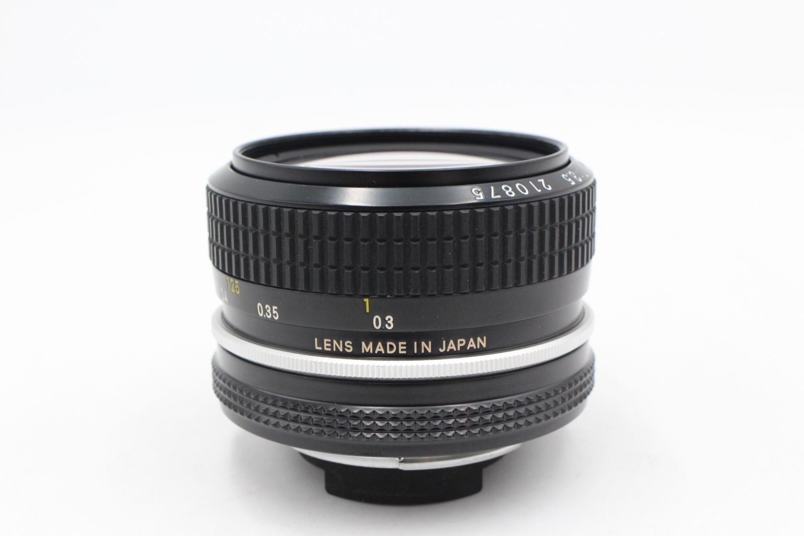 Lens