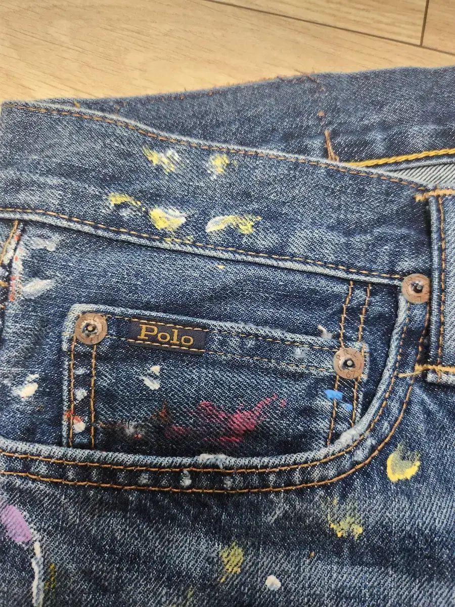 RALPH LAUREN