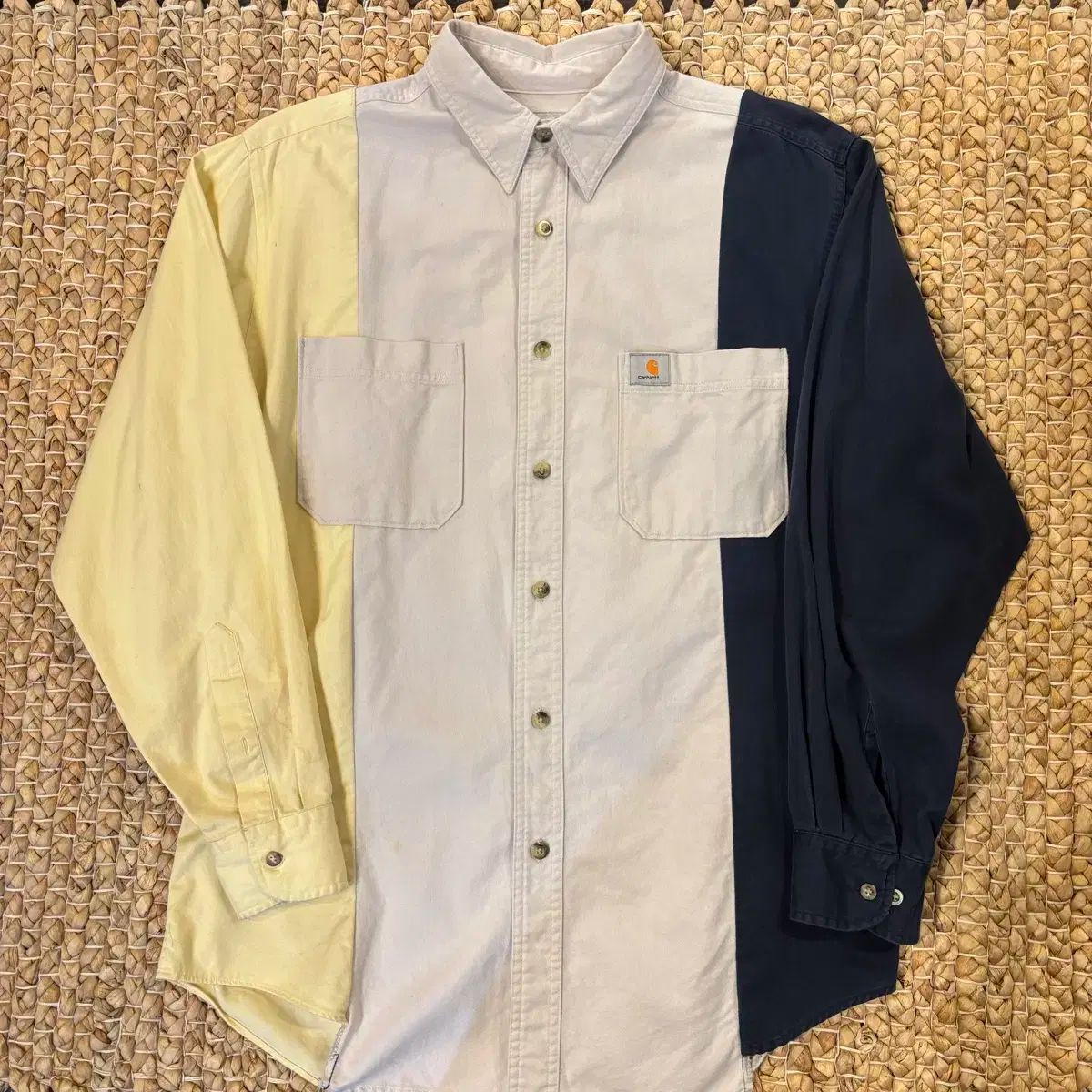 【雷市場（ポンジャン）商品韓国直送】 Carhartt(カーハート) シャツ (へー 4553 ）