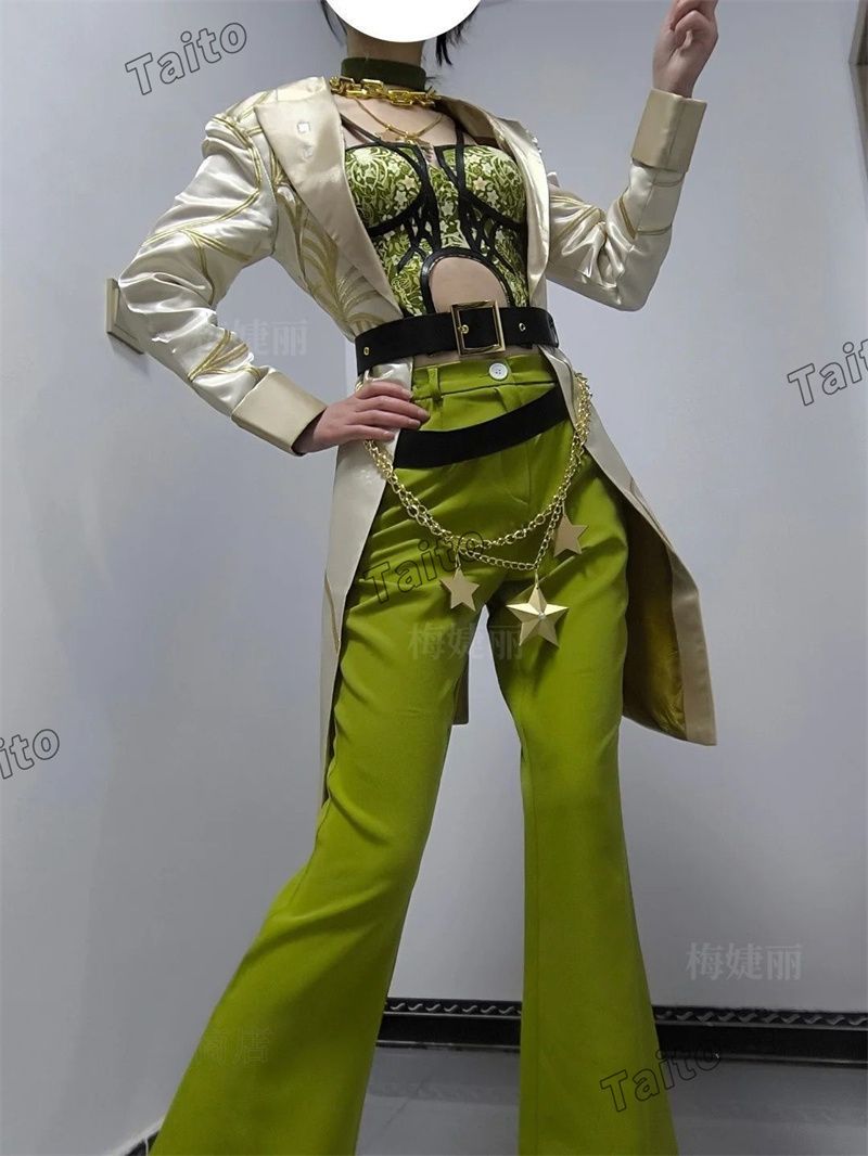 16点付属 コスプレ