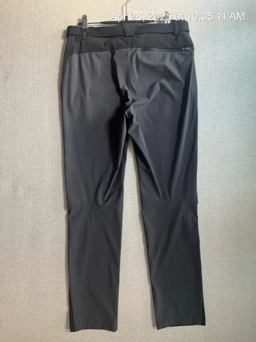 登山 パンツ