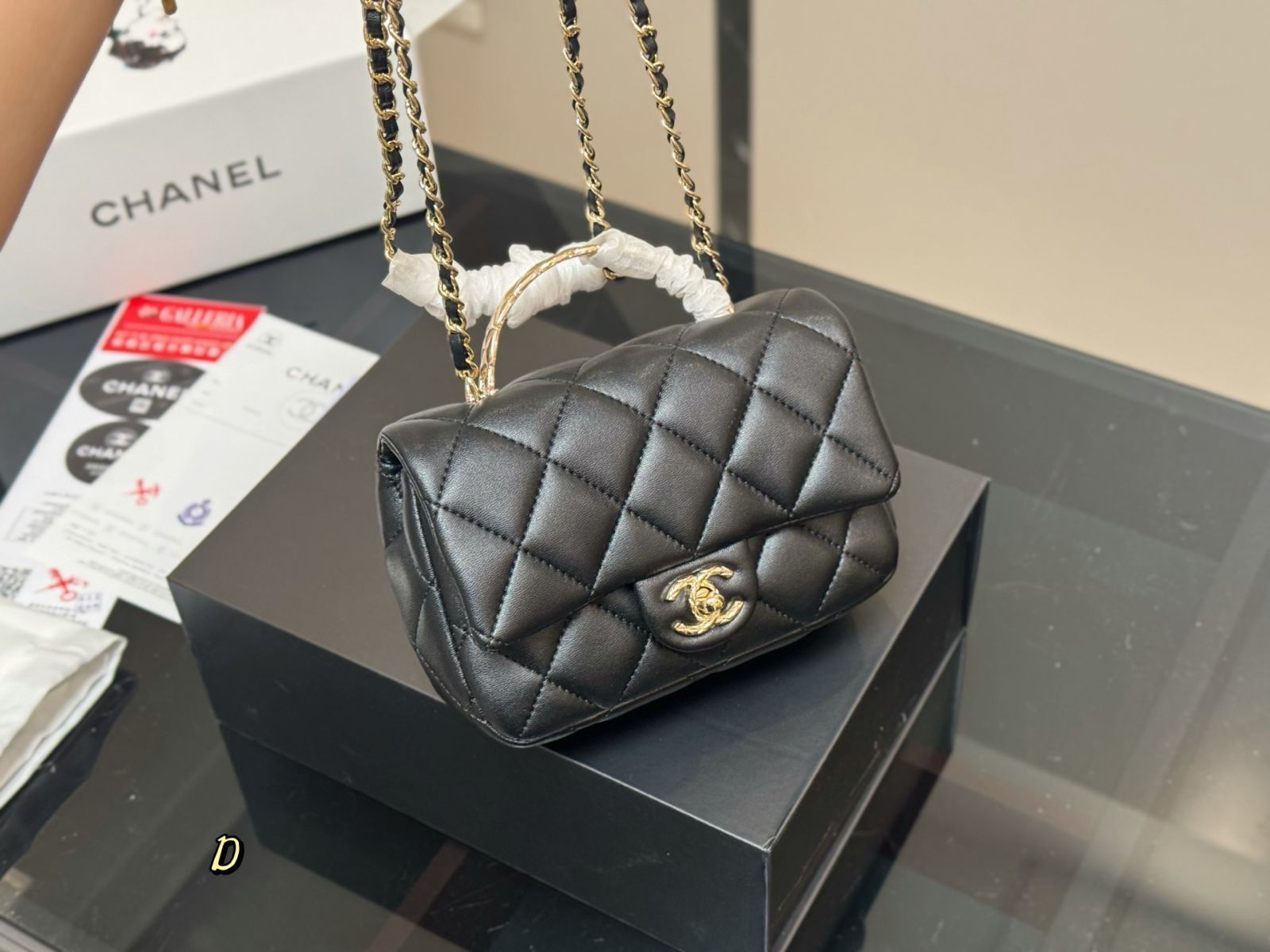 今日特価】Chanel 25P ブラックゴールド ハンドルバッグ！国内