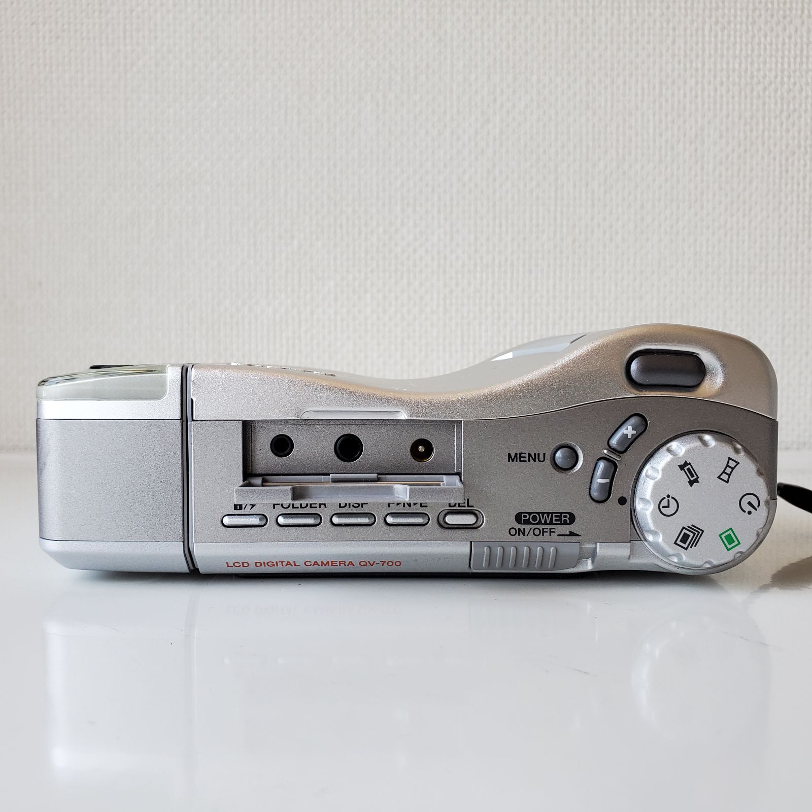 Casio QV-700 オールドすぎるコンデジ 激レアカメラ【稼動品！】 Casio QV-700 オールドすぎるコンデジ 激レアカメラ【稼動品！】