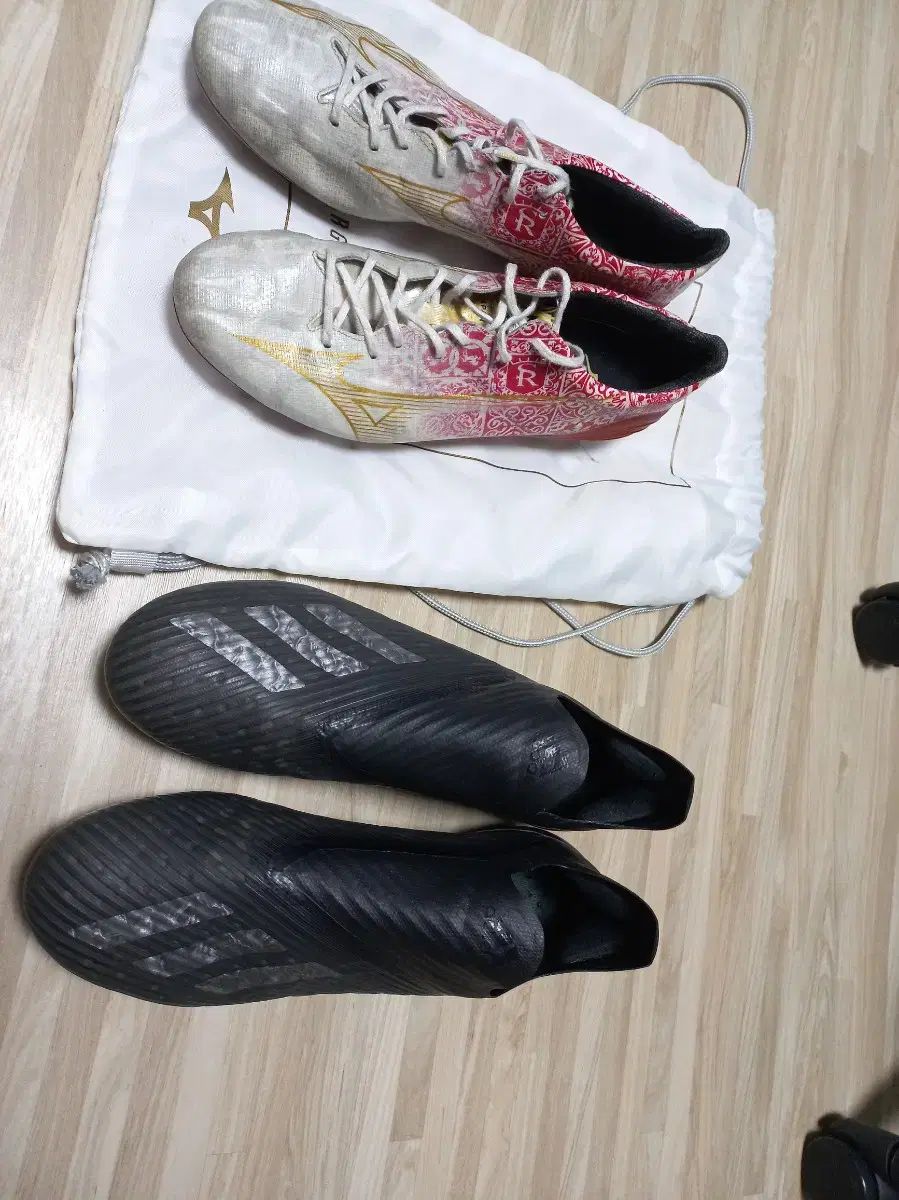 280 ー 285 サイズ サッカーシューズ