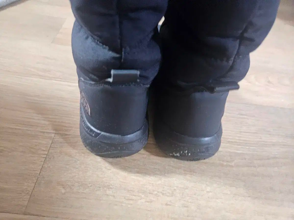 ザノースフェイス ダウンブーツ