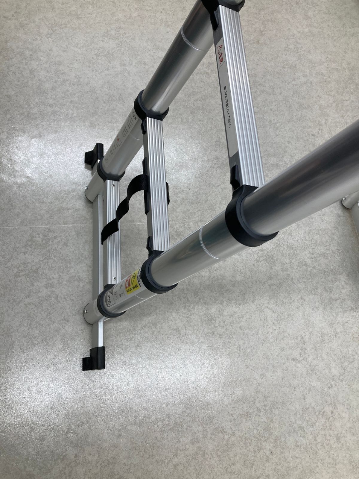 Stone 伸縮ハシゴ脚立