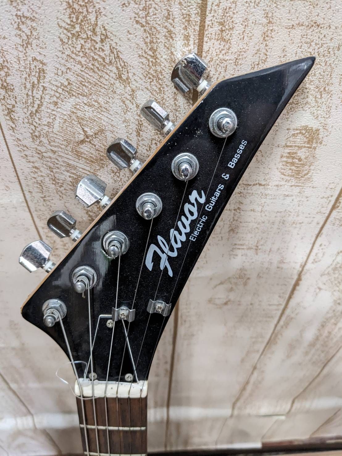 エレキギター Flavor Electric Guitars & Basses