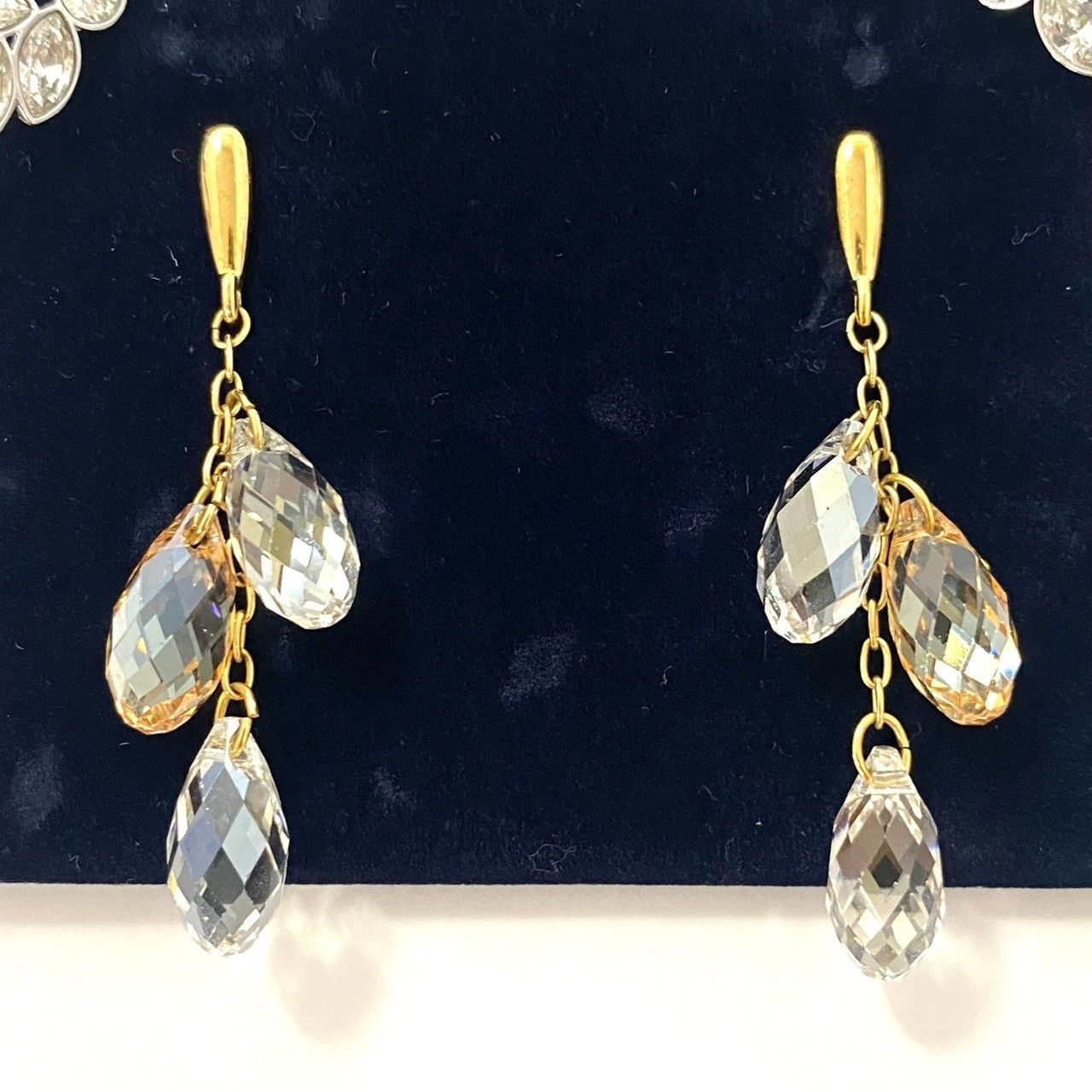 Y【SWAROVSKI】Diapason ドロップ ミランダカー Lagoon/ラグーン