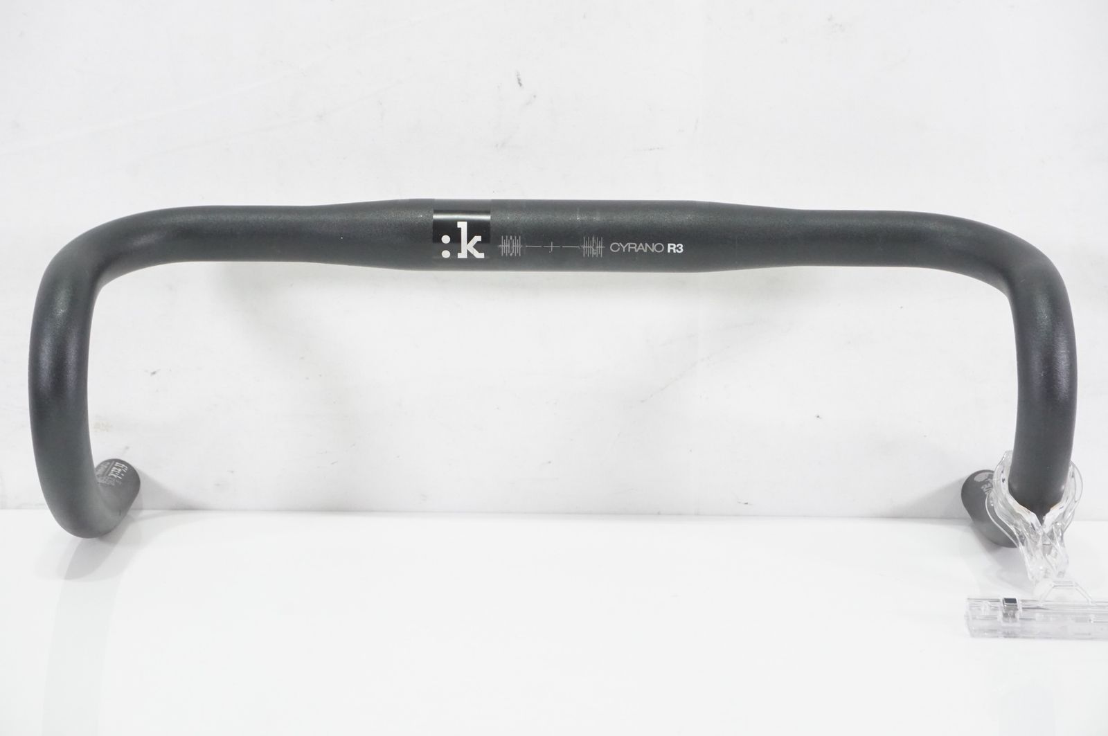FIZIK 「フィジーク」 CYRANO R3 φ31.8 400mm ハンドル / バイチャリAKIBA店