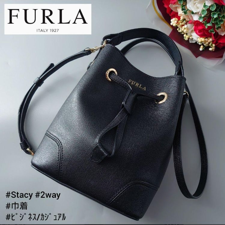 FURLA フルラ STACY ステイシー ミニ ハンドバッグ ショルダーバッグ 2way 巾着 斜め掛け 黒 ブラック レザー 革 ロゴ レディース