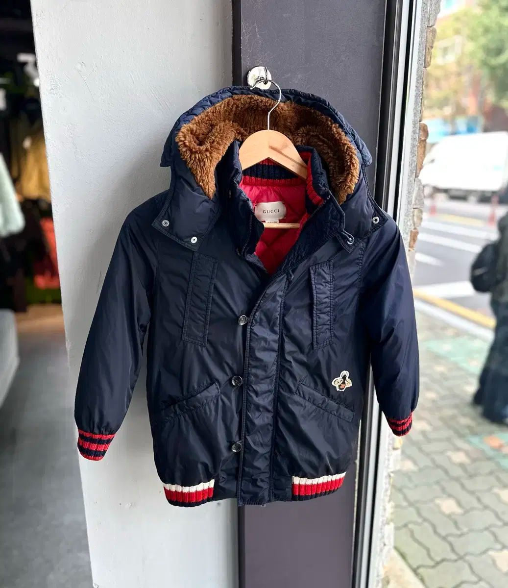 6Y GUCCI グッチ キッズ グースダウン ミツバチ ダウンジャケット