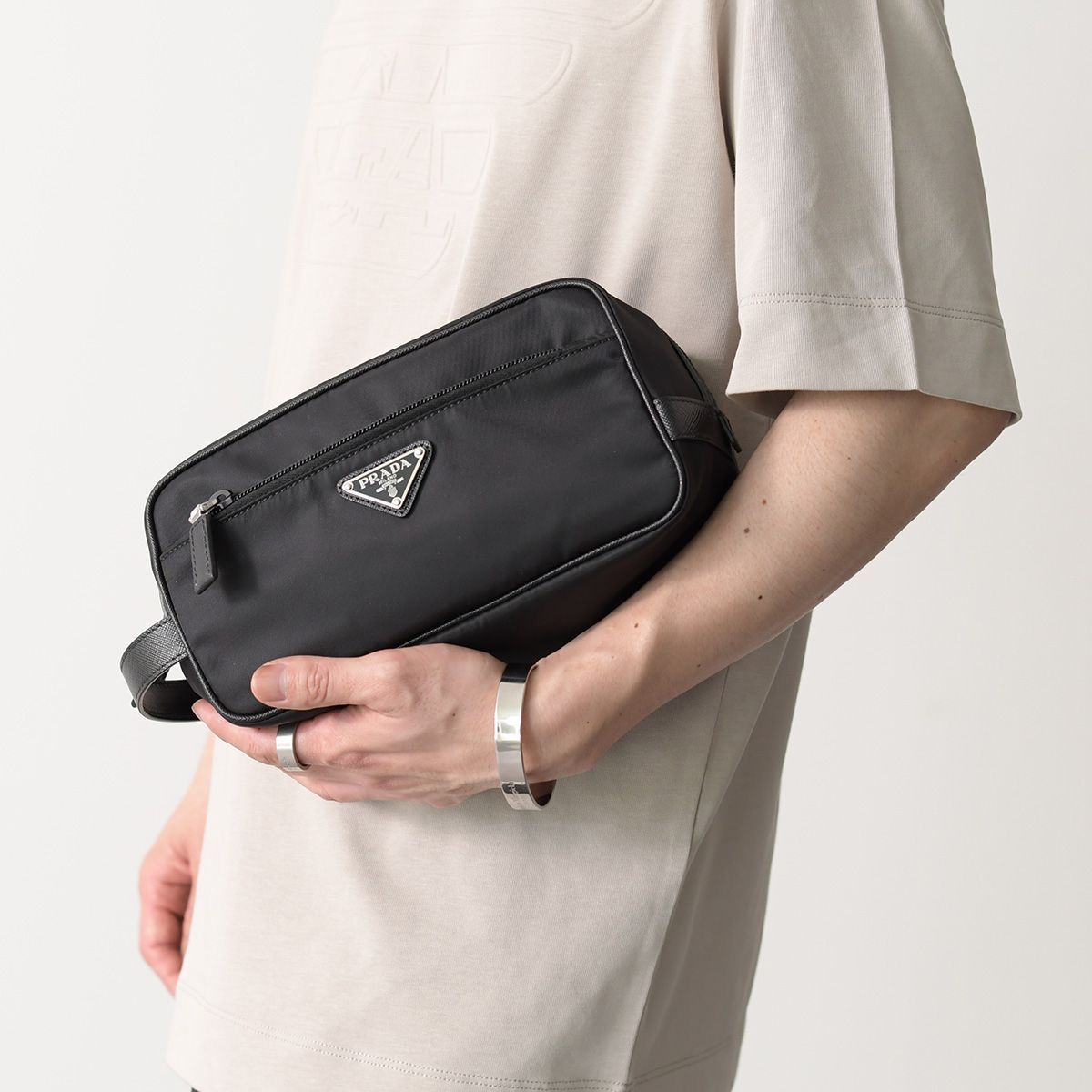 美品 【新品・正規品】PRADA プラダ2NH004 ポーチ クラッチバッグ 
