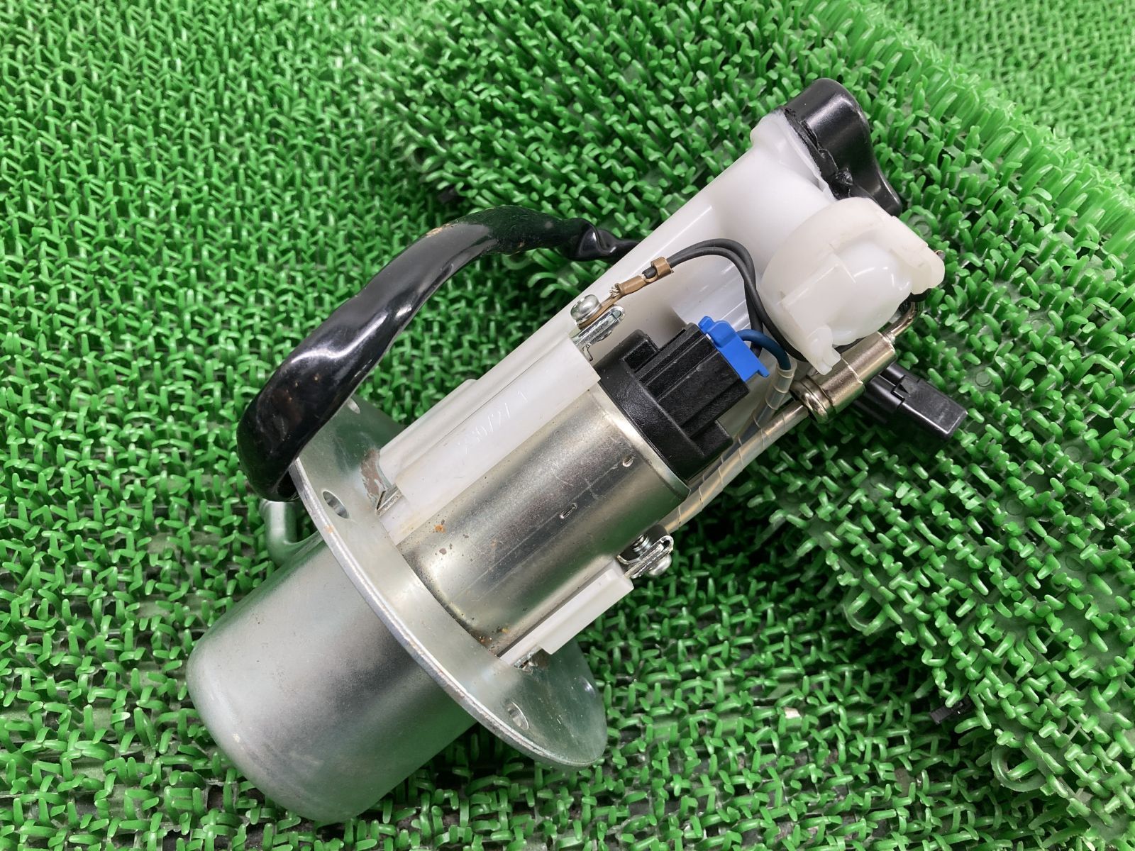 ZZ-R1400 フューエルポンプ 49040-0815 カワサキ 純正 バイク 部品 ZX1400B ZZR1400 フューエルセンサー 燃料ポンプ 機能的問題なし