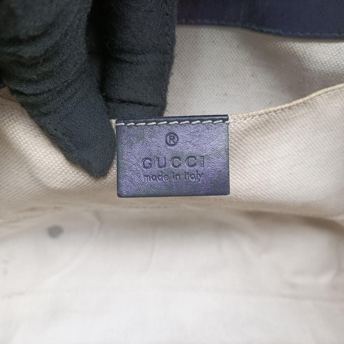 グッチGucciエミリーパープルパテント295402H014772218