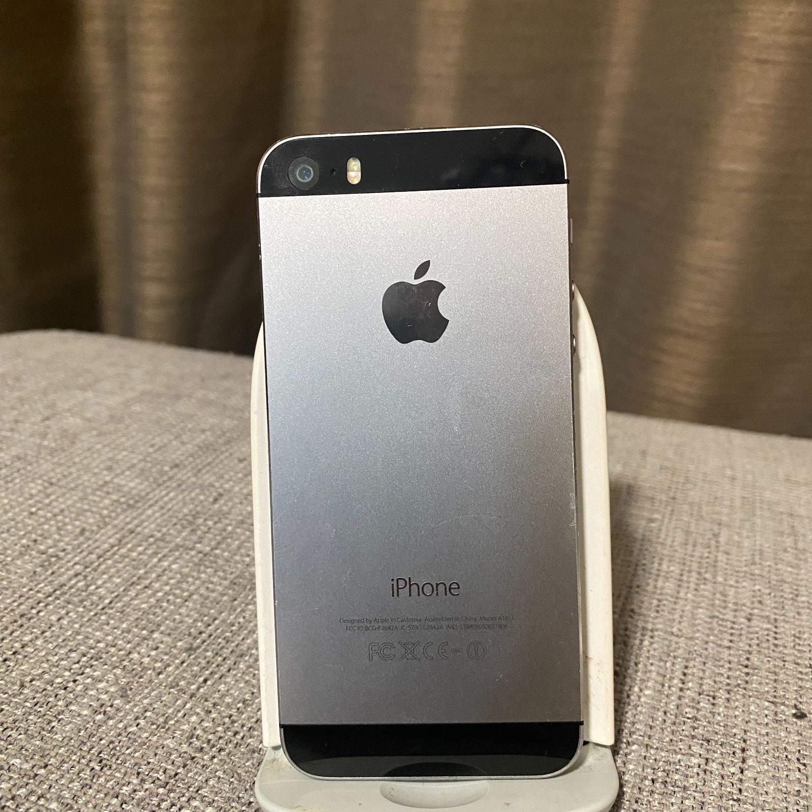 Apple - iPhone5s 32GB スペースグレー docomo ムスビー｜○ハピネスネット iPhone5s 32GB スペースグレイ 送料