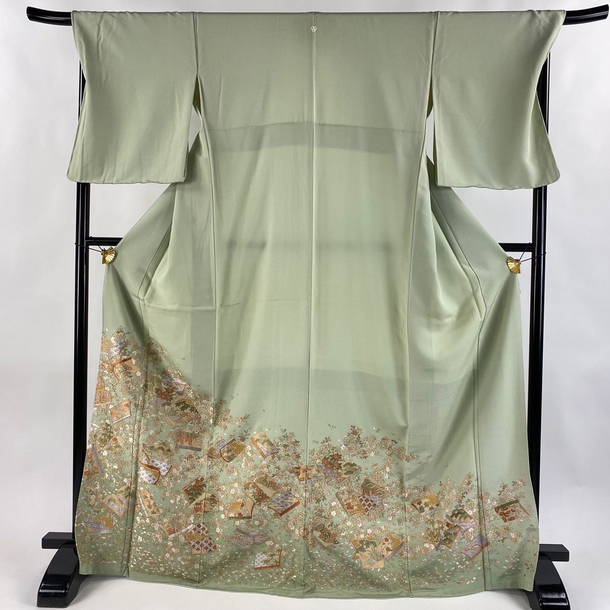 色留袖 身丈175cm 裄丈71cm L 袷 冊子 桜 刺繍 金糸 薄緑 正絹 秀品 一つ紋