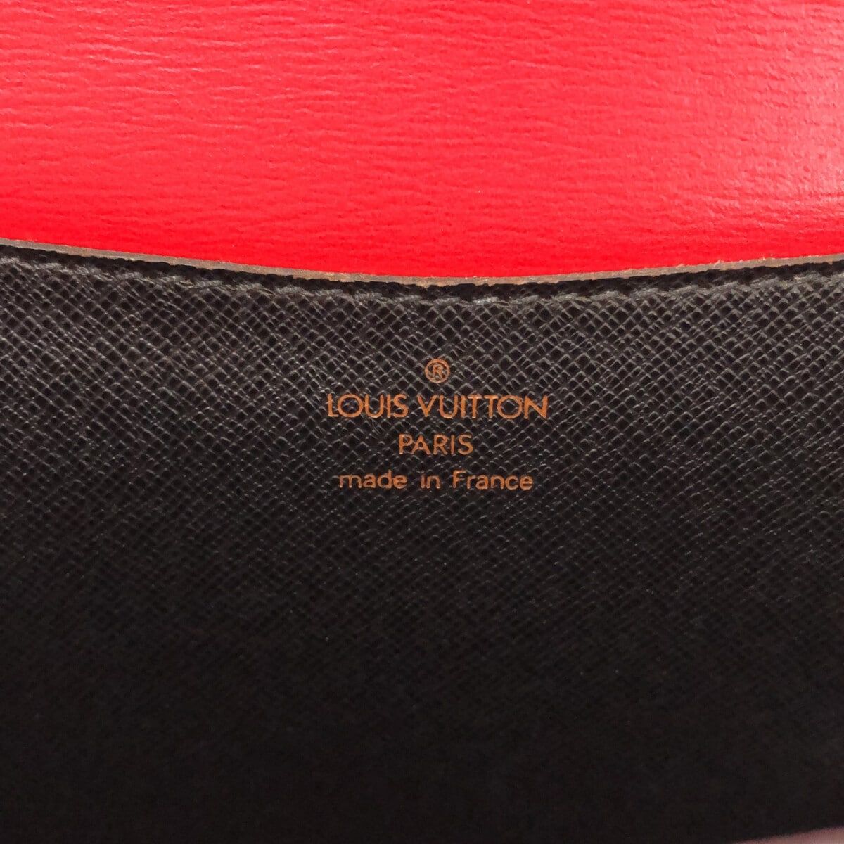 LOUIS VUITTON(ルイヴィトン) ショルダーバッグ エピ グルネル M52367 カスティリアンレッド レザー（LVロゴの刻印入り）